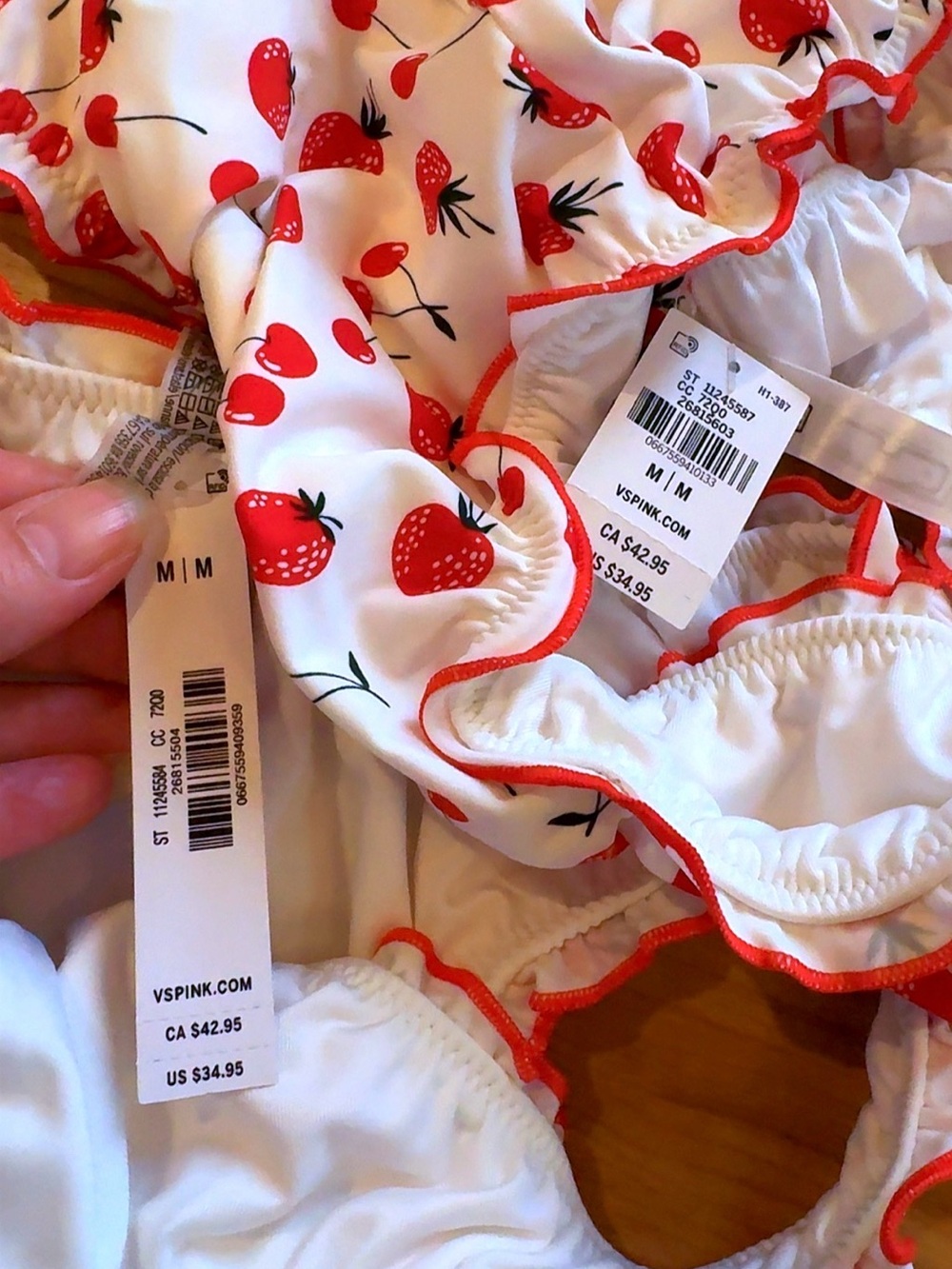 NWT PINK x Frankies Bikinis Hudson & Reign Bikini Set Strawberry Cherry Size M - Picture 6 of 9